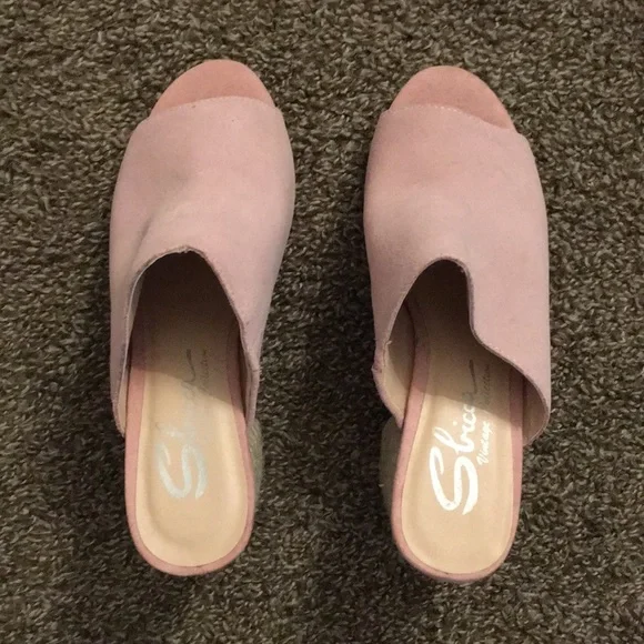 Sbicca blush pink mules - Picture 3 of 4